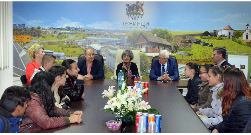 Prva generacija trgovaca potpisala ugovore o izvođenju prakse