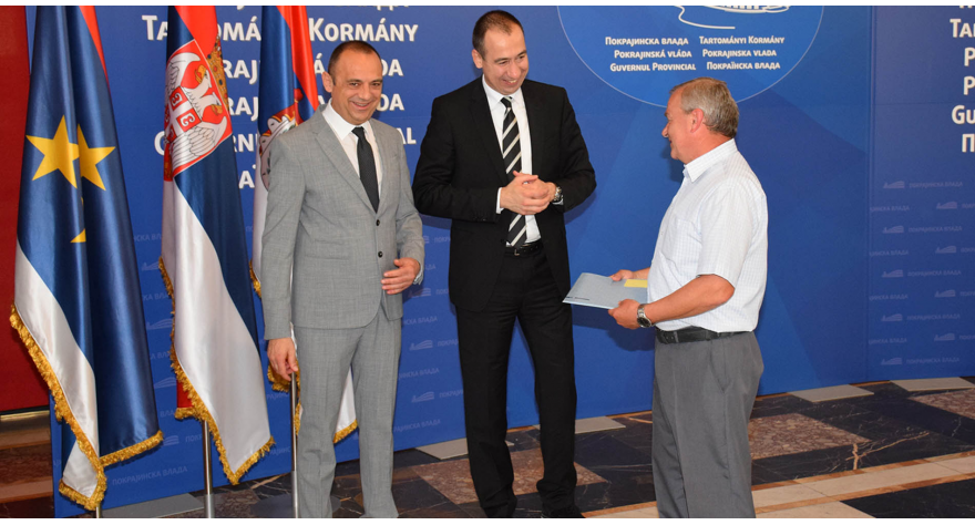 Opština Pećinci potpisala ugovore za dva projekta