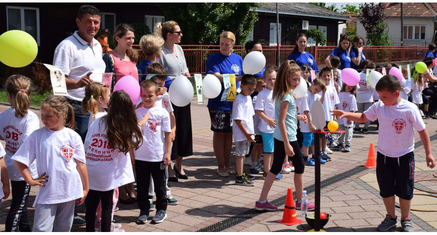 Osmesi i radost dece najveći poklon