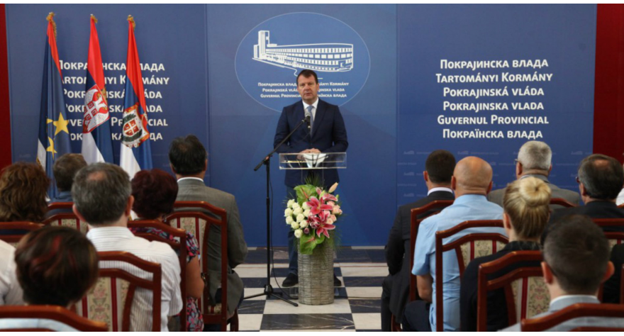 Opštini Pećinci 1,6 miliona za prevoz srednjoškolaca