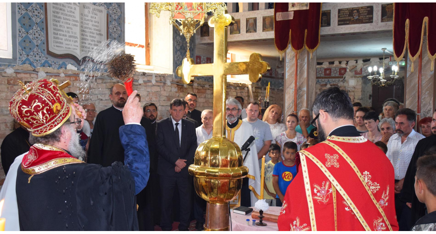 Novi krst zasijao na obreškom Hramu 