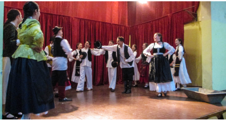 „Svitac“ i „Iskon“ predstavljaju opštinu Pećinci