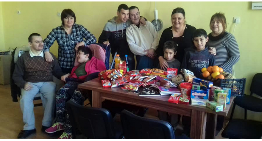 Svetosavski paketići za decu iz Dnevnog boravka