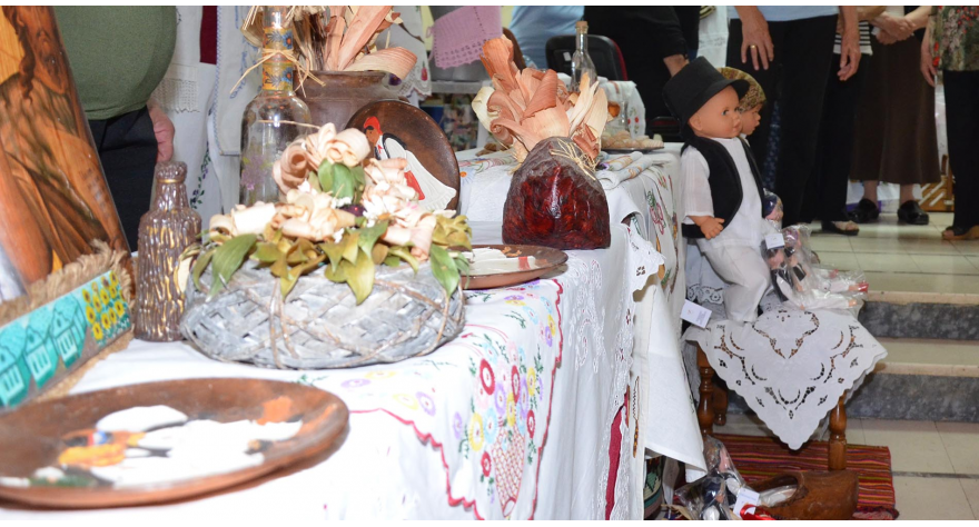 Osmomartovska izložba u pećinačkom KC