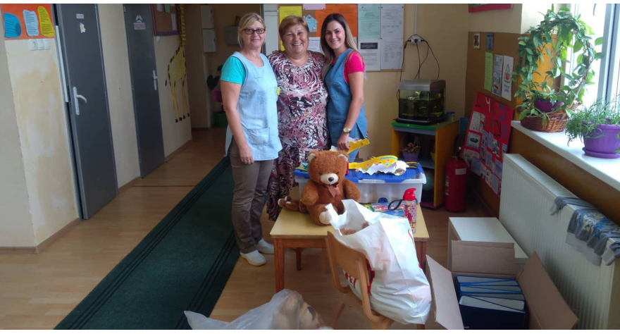 Pokloni za najmlađe Dečane