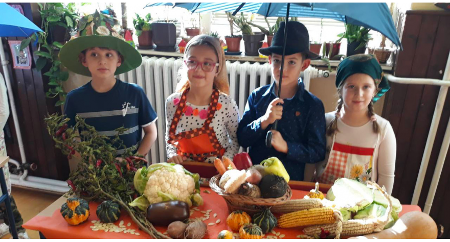 Šarena jesenja pijaca pećinačkih prvaka