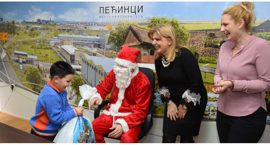 Пакетићи за децу из хранитељских породица и Дневног боравка