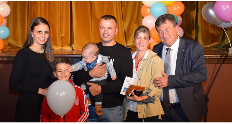 40 hiljada dinara za 92 porodice