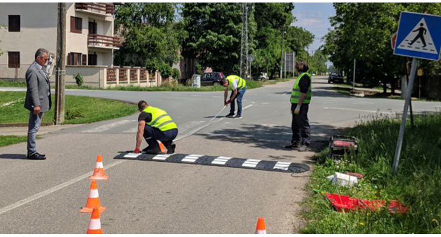 Пећинци и Деч добили нове лежеће полицајце