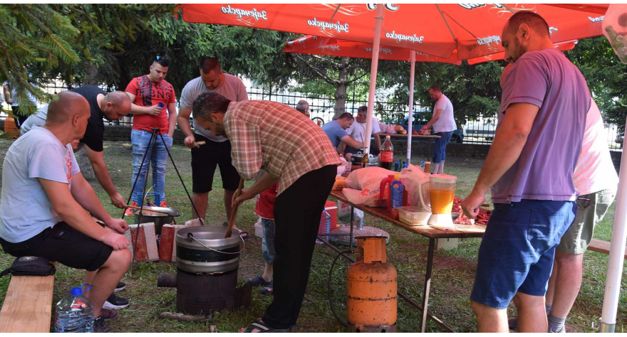 Od kotlića do tambure