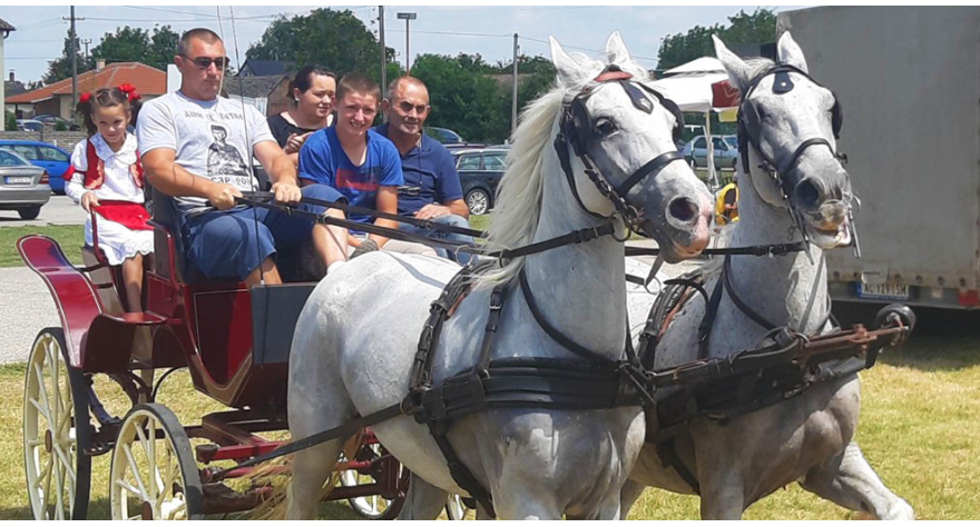 Tradicija i sport začinjeni muzikom i dobrim zalogajem