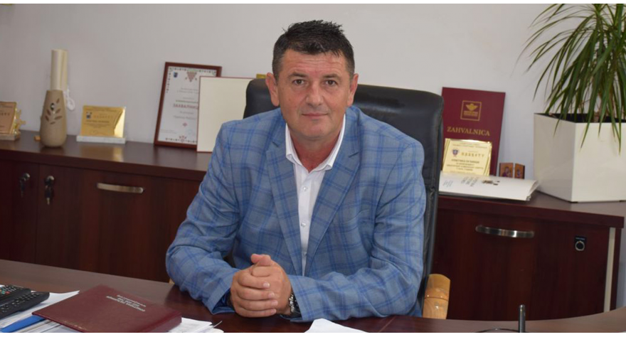 ŠKOLSTVO, ZDRAVSTVO I INVESTICIJE I UBUDUĆE PRIORITET OPŠTINE