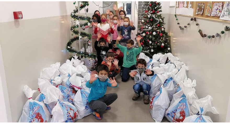 Opština i ove godine obradovala mališane paketićima