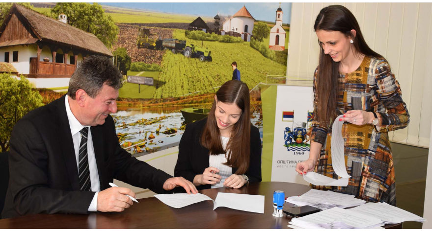 Opština stipendira 54 studenta