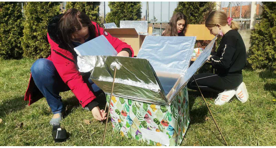 Solarnom pećnicom poslali poruke o energetskoj efikasnosti