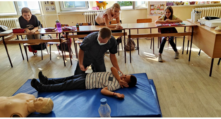 Prva pomoć deci – prva pomoć za decu