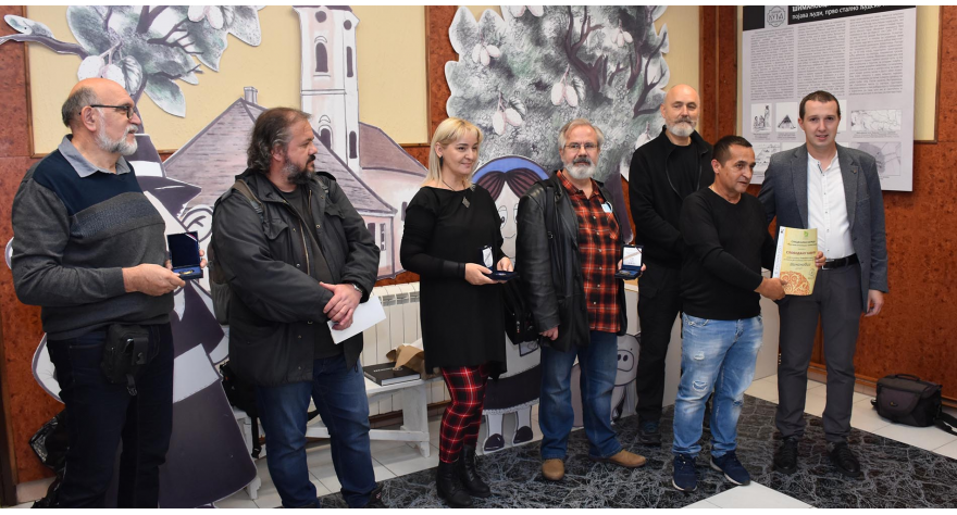 Opština Pećinci viđena okom umetničkih fotografa