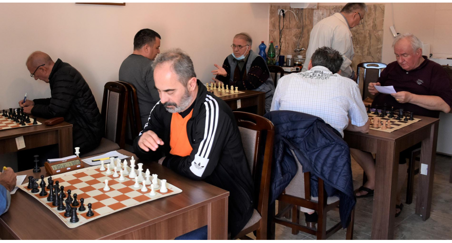 Polovičan uspeh pećinačkih šahista