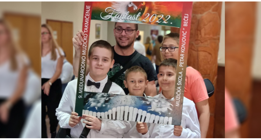 Tri nagrade za mlade pećinačke tamburaše