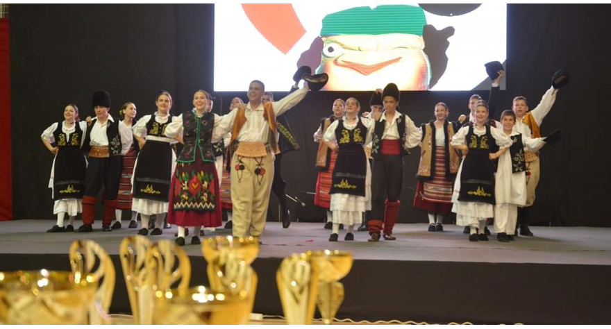 Златни пећиначки Сремци