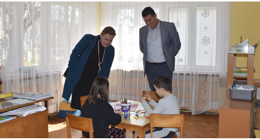 Бољи услови за децу из Обрежа