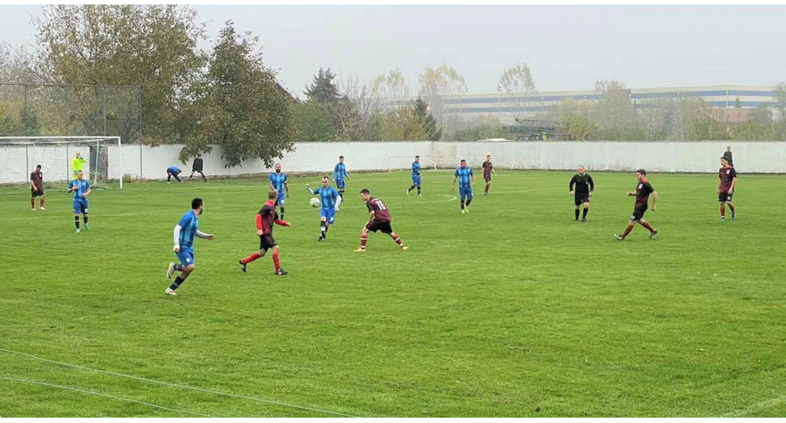 Камени у врху табеле