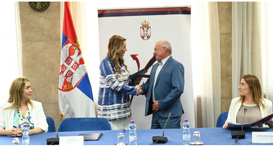 Преко 2 милиона за Општину Пећинци