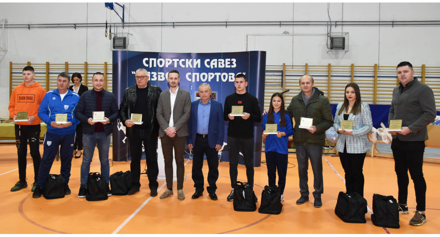 Лауреати пример младим талентима