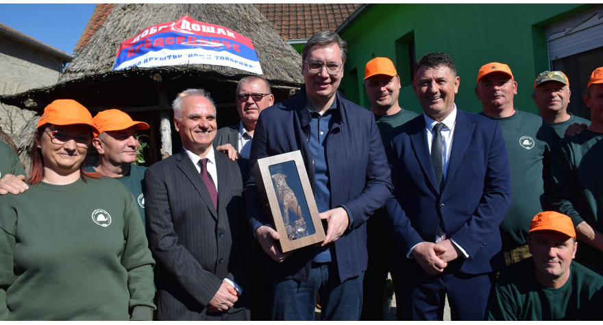 Председник Вучић најавио нове капиталне инвестиције у општину Пећинци
