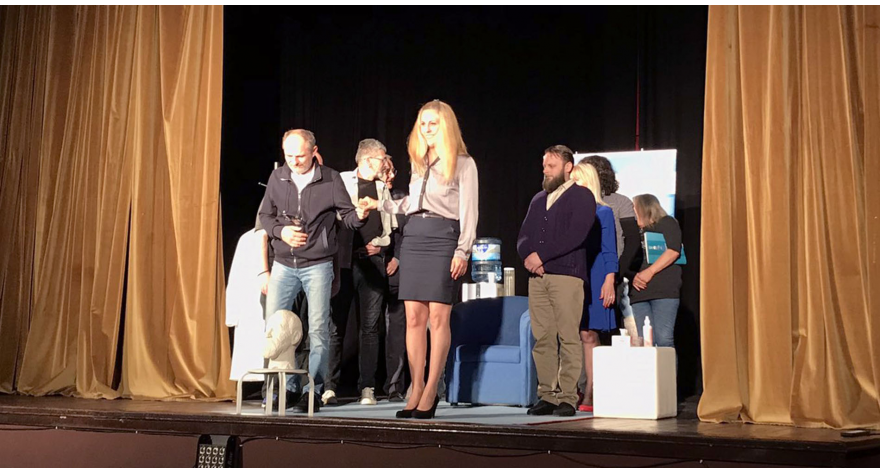 „Терапија“ одиграна пред пећиначком публиком