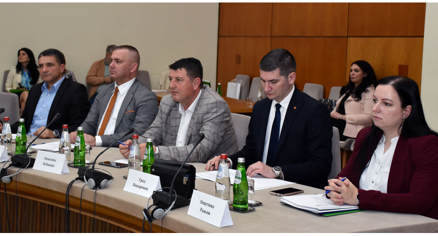 За реконструкцију школе у Брестачу 30 милиона