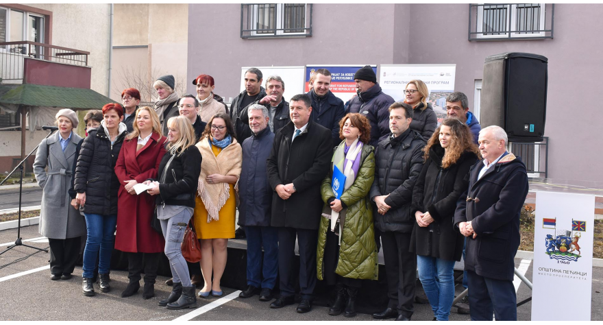 Уручени кључеви 12 новосаграђених станова избегличким породицама