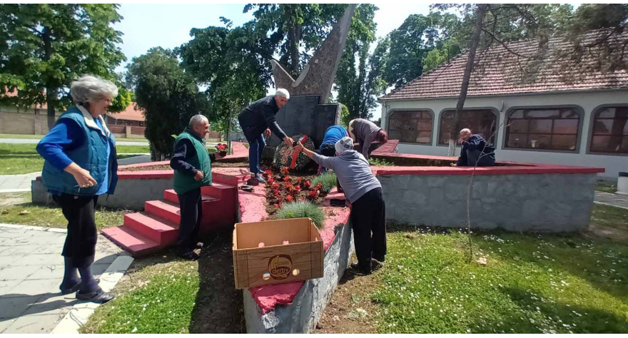 Центар Огара засијао пред празнике