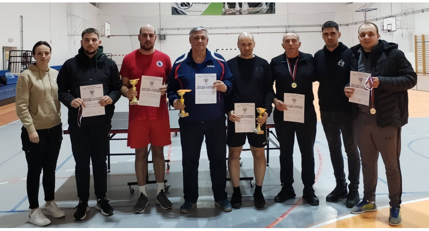 Одржан зимски турнир у стоном тенису