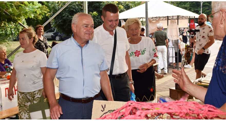 Где се игра и пева – традиција живи