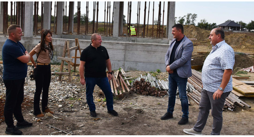 Сремски Михаљевци добијају нову водоводну и канализациону мрежу (Видео)