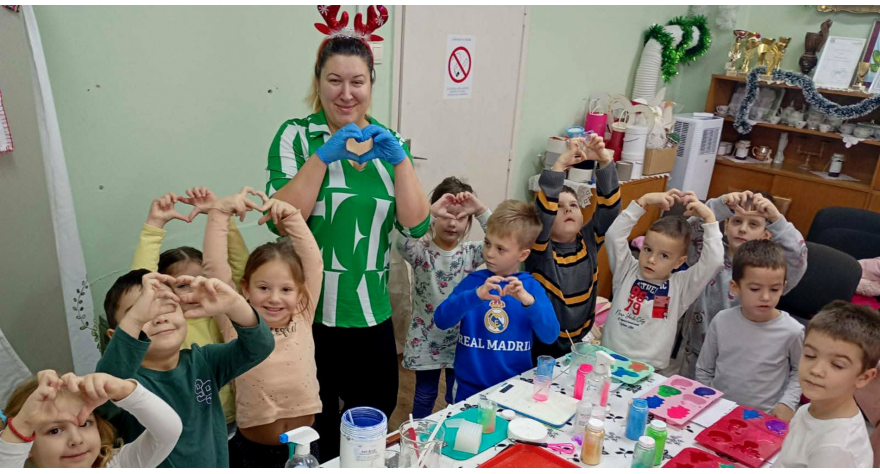 Novogodišnje druženje dece i Čarobnica